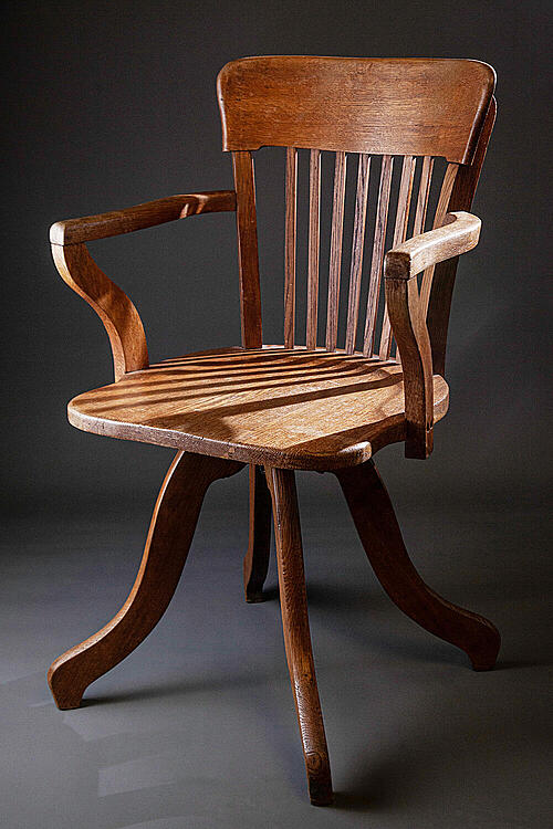Кресло "Captain Chair", дуб, металл, вращающийся механизм, эдвардианский стиль, Франция, начало XX века.