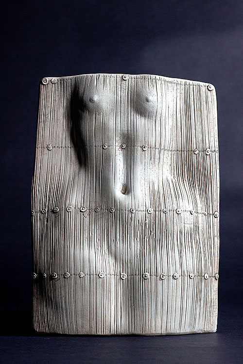 Керамический рельеф "Античный торс №1", белая глина, соли, автор Елена Сластникова, 2020 год