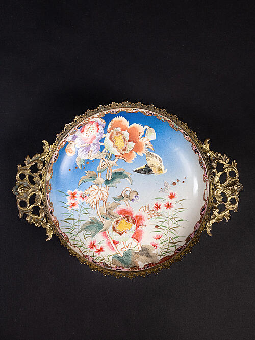 Декоративное блюдо "Аими", керамика, бронза, Франция, конец XIX века