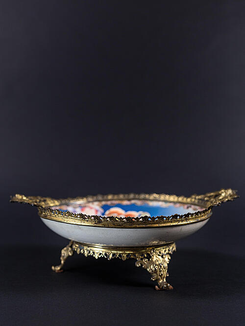 Декоративное блюдо "Аими", керамика, бронза, Франция, конец XIX века