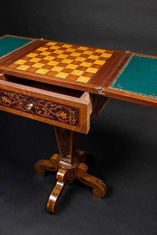 Шахматный столик "История", маркетри, кожа, Франция, вторая половина XX века