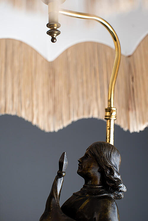 Лампа "Жанна Д’Арк", бронза, автор модели Hippolyte-Francois Moreau, начало XX века