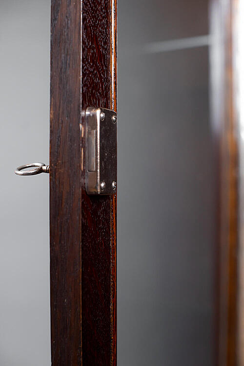 Шкаф-витрина "Марсо",стиль ар-деко, резьба по дереву, мрамор, Франция, первая половина XX