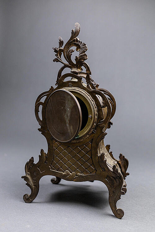 Часы антикварные "Рококо", бронза, эмаль, Франция, конец XIX века