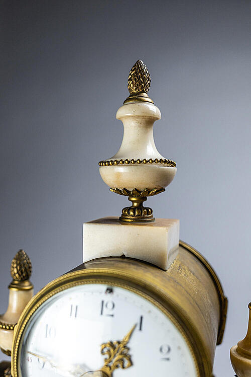 Часы "Афина", мрамор, фарфор WEDGWOOD, бронза, Франция, вторая половина XIX века