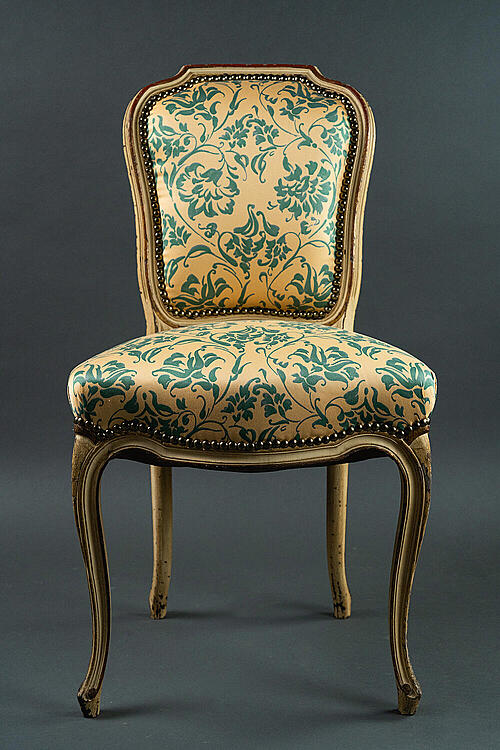Комплект стульев "Оливия", дерево, новая ткань, Франция, вторая половина XX века