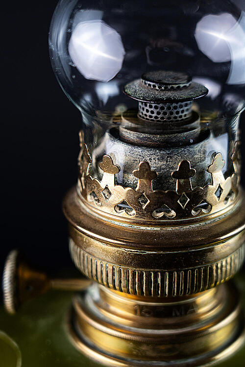Лампа керосиновая "Эмеральд", цветное стекло,  бронза, Германия, начало XX века