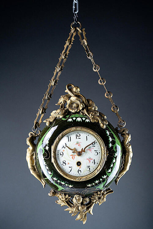 Часы настенные "Тюльпан", фаянс, бронза, латунь, Франция, конец XIX века