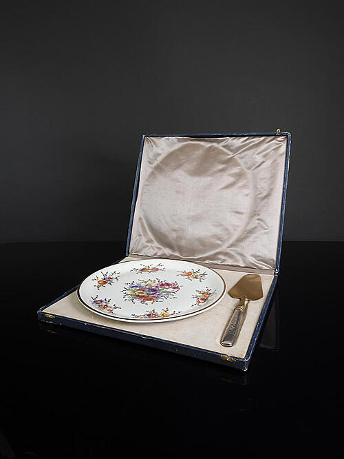 Тарелка для торта с лопаткой "Марта", лиможский фарфор, серебро, золочение, Франция, рубеж XIX-XX вв