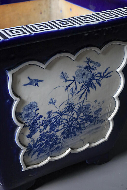 Кашпо антикварное "Цветы и птицы", керамика, фарфор, ручная роспись, Япония, начало XX века