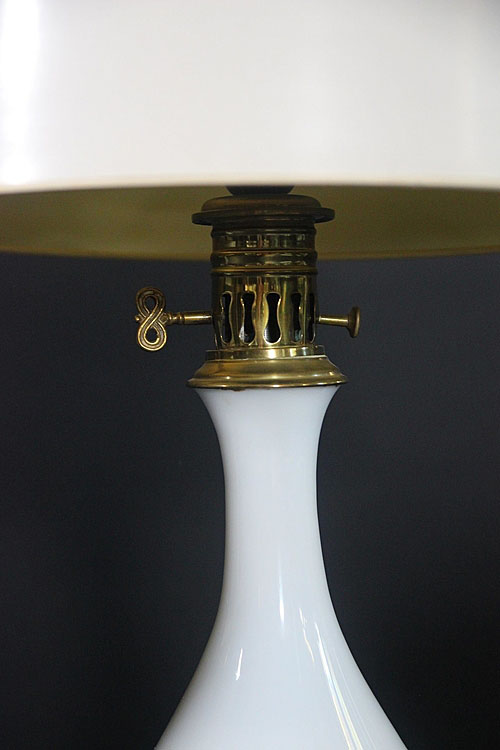 Лампы парные "Блан", стекло, Франция, рубеж XIX-XX века