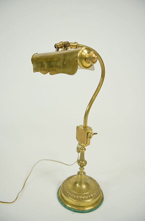Лампа кабинетная "Серпент", латунь, Франция, первая половина XX века