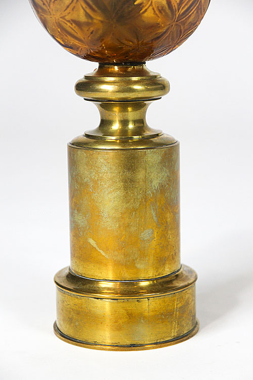Лампа керосиновая "Амбре", латунь, янтарное стекло, Франция, рубеж XIX-XX вв