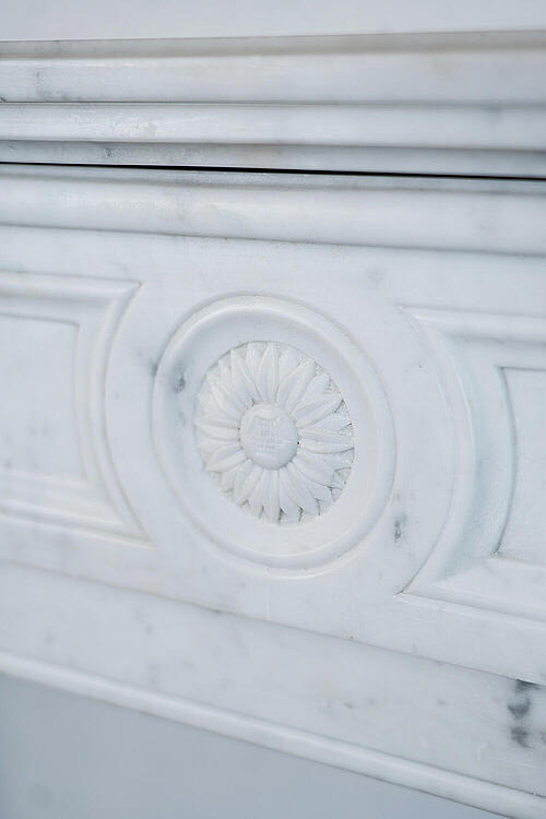Камин "Цезарь", каррарский мрамор, Франция, вторая половина XIX века