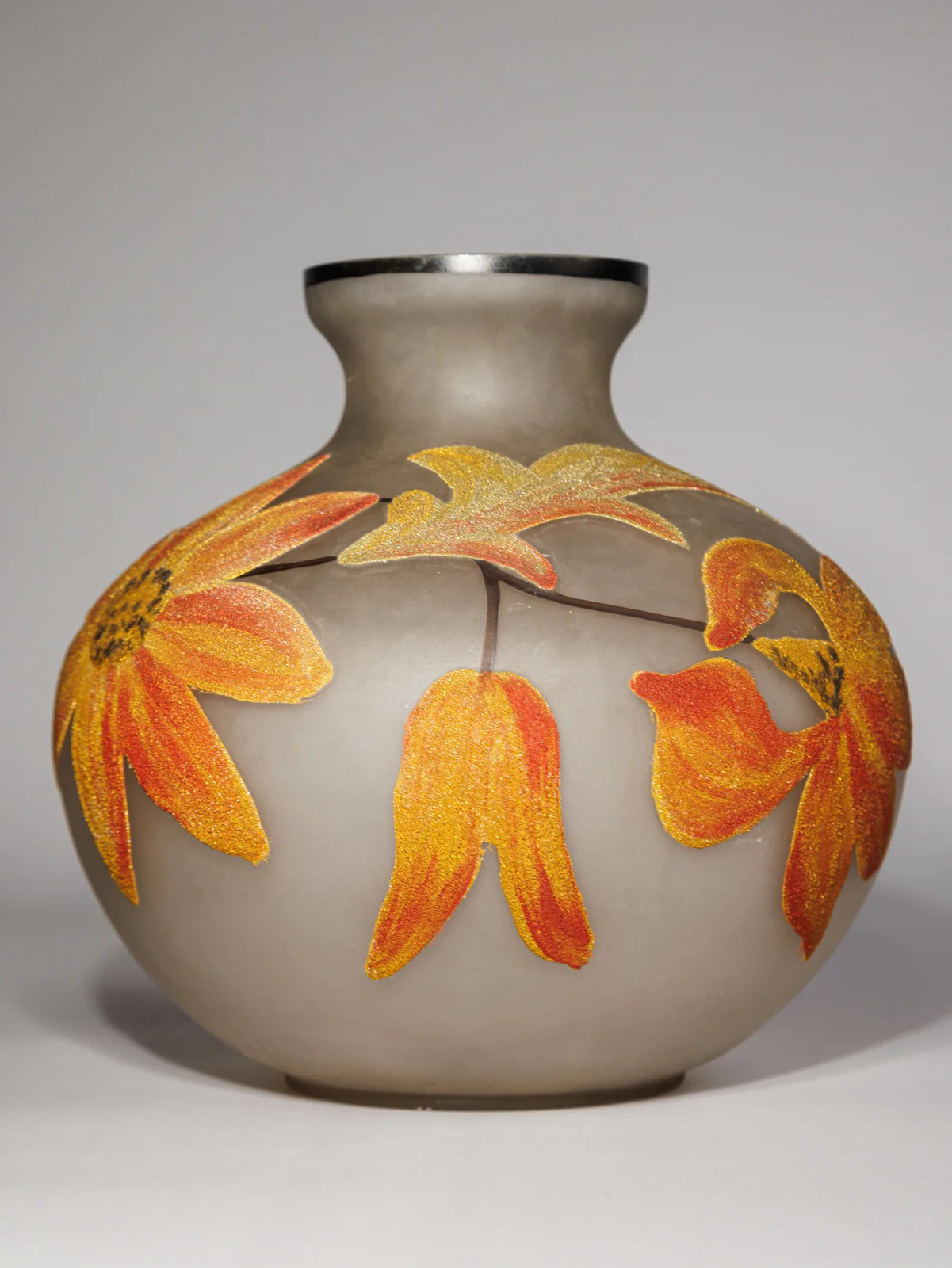 Ваза с цветочным орнаментом "Fleurs d’ambre"