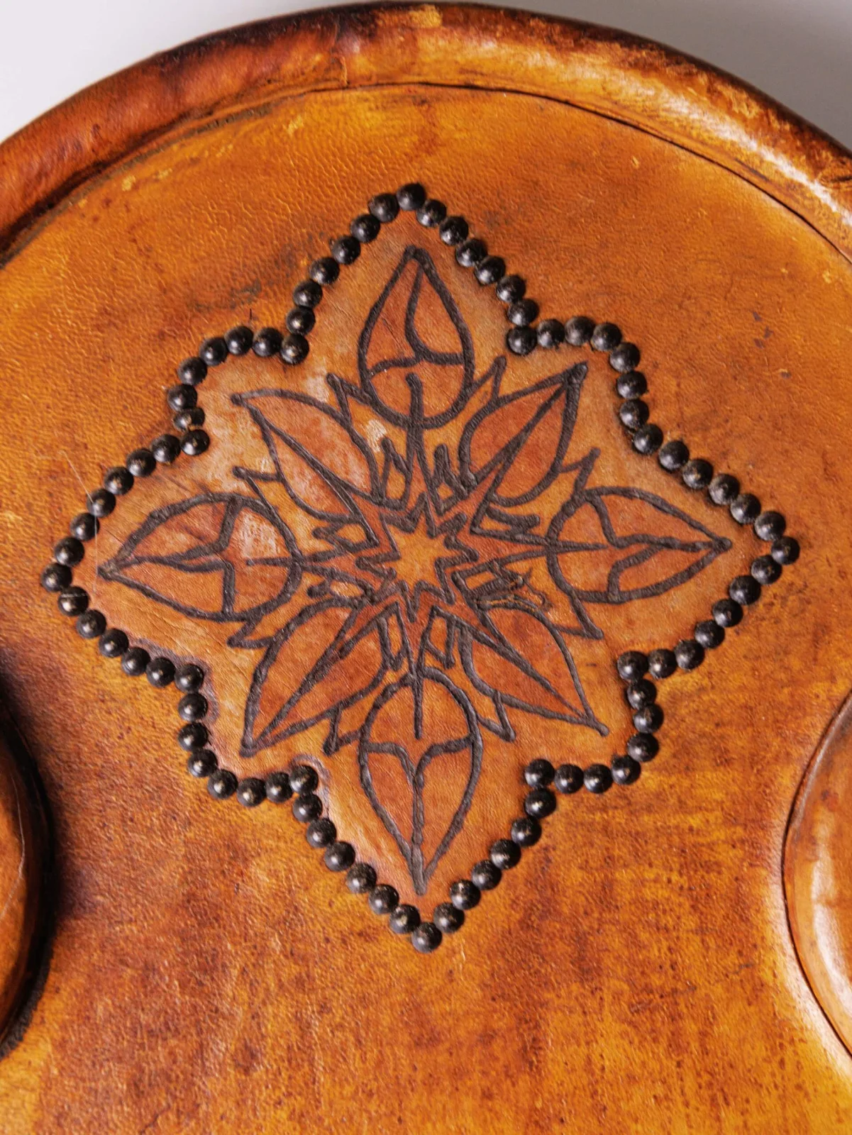 Зеркало "Leather Myth"