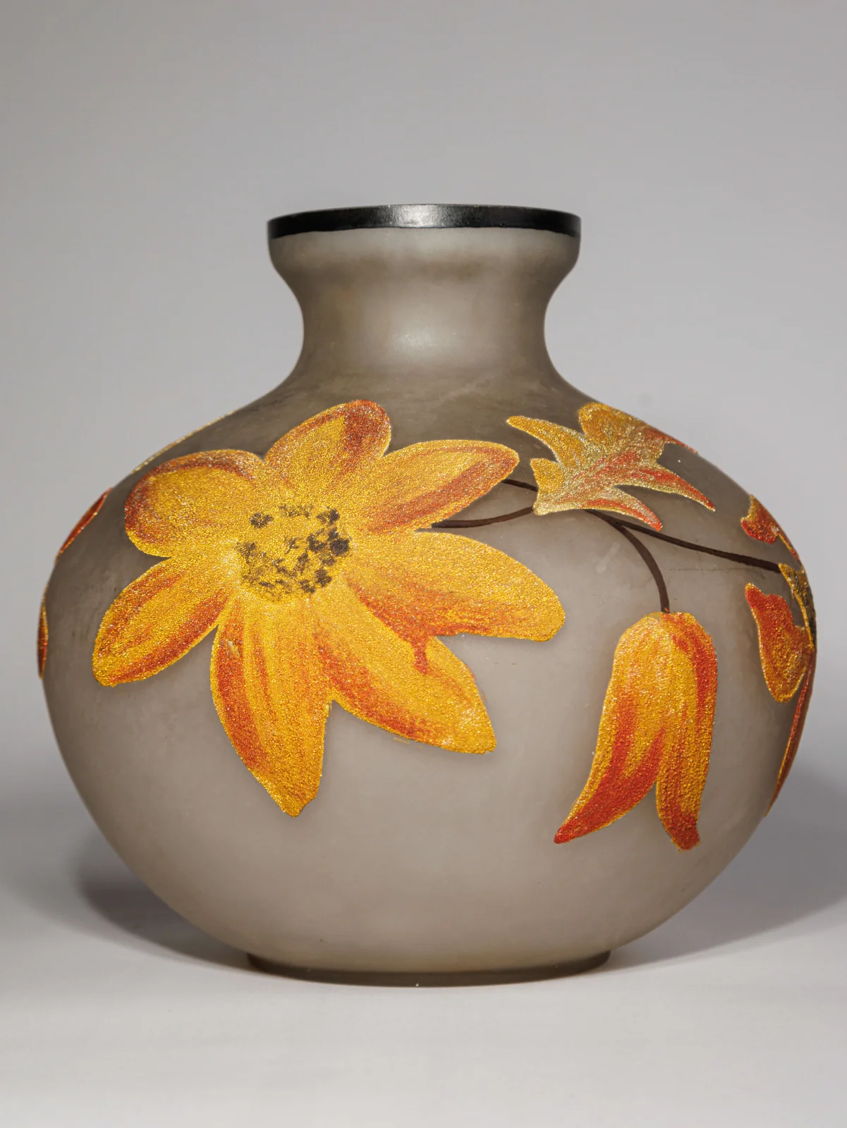 Ваза с цветочным орнаментом "Fleurs d’ambre"