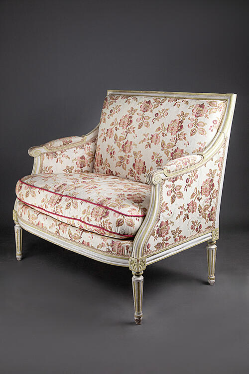Кресло старинное "Маркиза", стиль Jacob, Франция, вторая половина XVIII века.